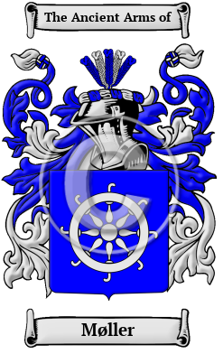 Møller Family Crest/Coat of Arms