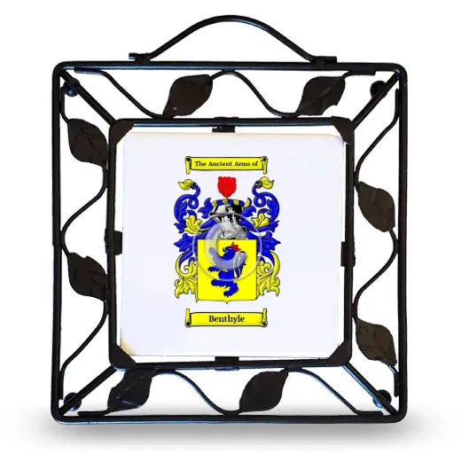 Benthyle Metal Trivet